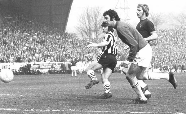 F. A. Cup Semi-Final 1974. Newcastle United 2-0 Burnley. Hillborough (Sheffield) 30. 03. 74