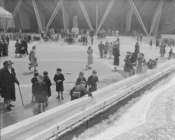 Festival of Britain 1951 Boys playing around the fountain South Bank