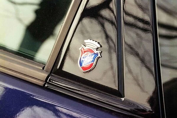 FORD FOCUS 4 DOOR SALOON April 1999 Ghia badge logo