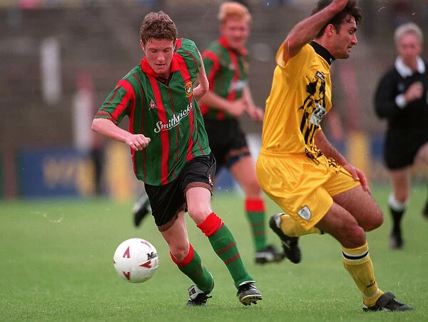 Glentoran v Notts County Football Match August 1996 Glentoran footballer