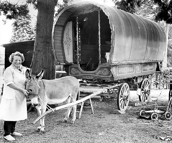 A gypsy caravan in August 1970