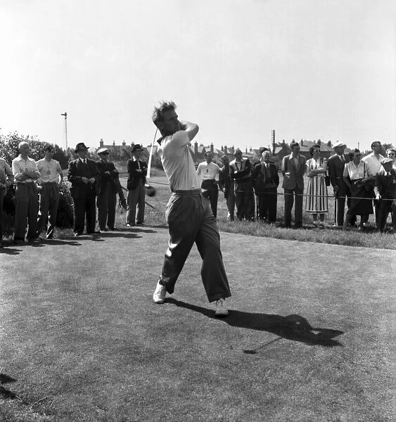 H. Weetman at the British Open Golf Championship July 1952 C3478-001