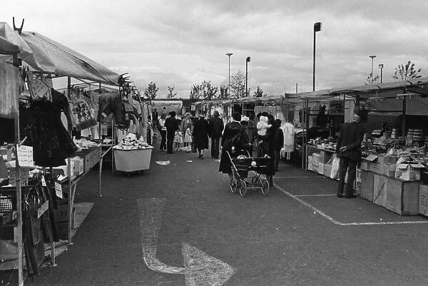 Hill Street Outdoor Market, Middlesbrough, 24th May 1982