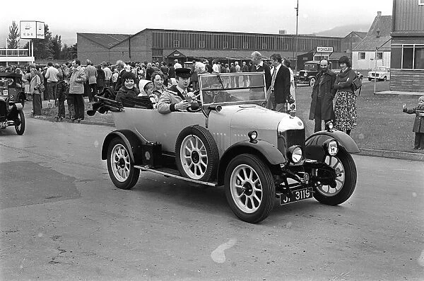 Historic Motor Cavalcade From Belfast To Portrush July 81 A 1925 Morris Cowley