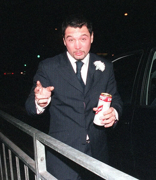 Huey Singer with Fun Lovin Criminals December 1999 on night out in Glasgow