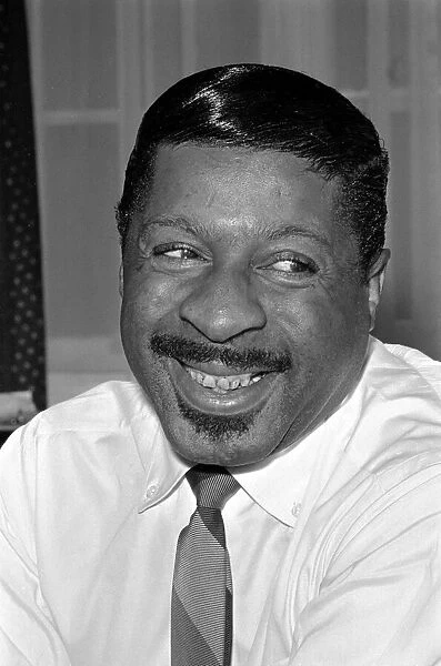 Jazz performer Errol Garner in Daily Mirror interview with Donald Zec with the Mayfair