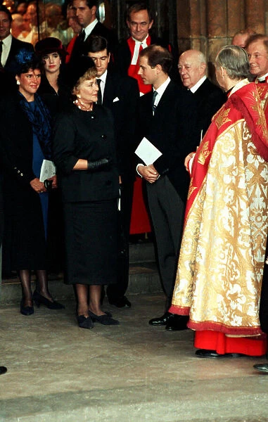 JOAN PLOWRIGHT, PRINCE EDWARD AND ALEC GUINESS AT LAURENCE OLIVIER MEMORIAL SERVICE AT