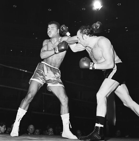 John Conteh vs Bill Drover, a non title bout at Royal Albert Hall, London, England