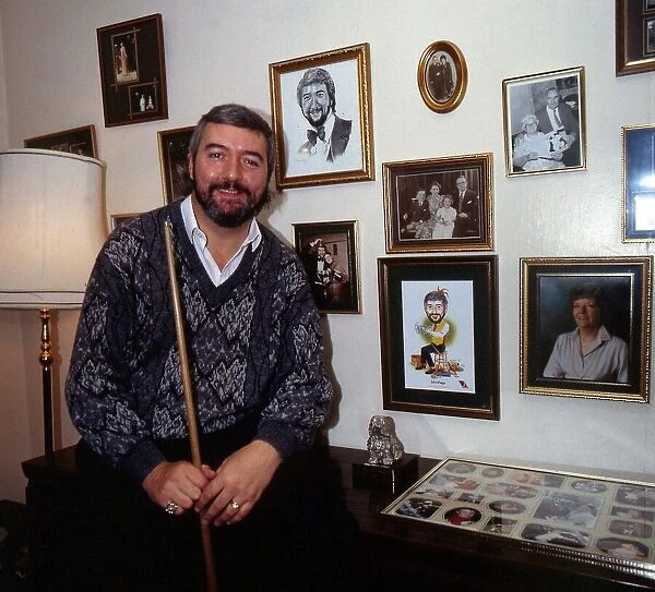 John Virgo snooker player at home October 1987