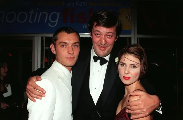 Jude Law Sadie Frost and Stephen Fry at Oscar Wilde film