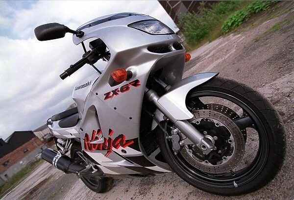 Kawasaki Ninja Motorbike Zx August 1997