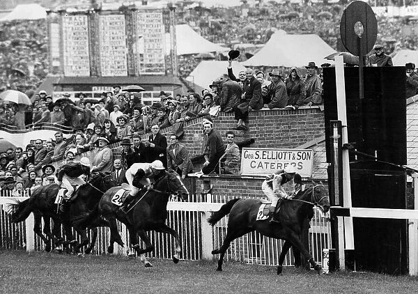 Lavandin with W R Johnstone wins Derby at Epsom 1956 Montaval 2nd Roister 3rd