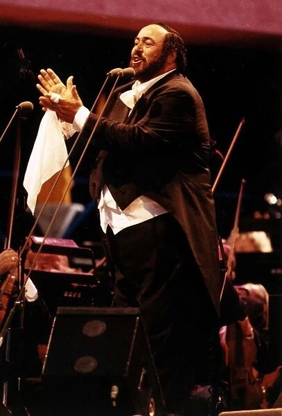 Luciano Pavorotti Opera singer