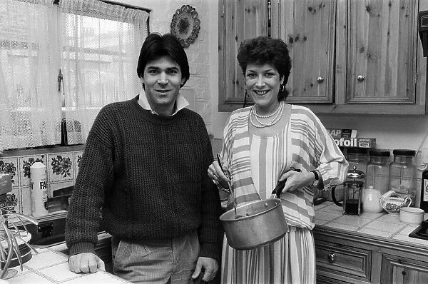 Lynda Bellingham at home in north London with her husband Nunzio. 24th February 1985