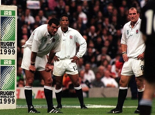 Martin Johnson, Jeremy Guscost and Lawrence Dallaglio in their game against New Zealand