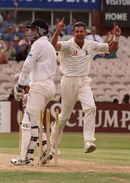 Mathew Horne is bowled by Andy Caddick in August 1999, in the England v New Zealand