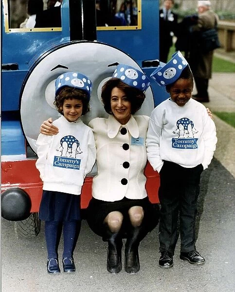 Maureen Lipman Actress posing with two young children