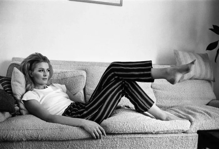 Framed Print : Vanessa Redgrave Print 2nd May 1966 Framed Print : Vanessa Redgrave Print 2nd May 1966