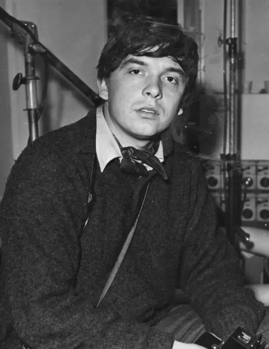 Framed Print : David Bailey in his London studio print, 1964 Framed Print : David Bailey in his London studio print, 1964