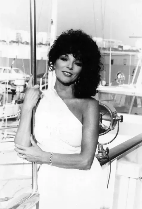 Framed Print : Joan Collins Quayside Print at Cannes 1979 Framed Print : Joan Collins Quayside Print at Cannes 1979