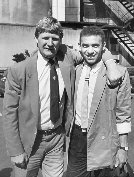 Newcastle United player Mirandinha with Willie McFaul 28 August 1987