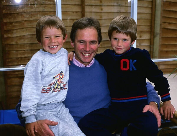Nick Owen TV Presenter with two sons May 1986 Timothy and Andrew A©mirrorpix