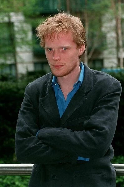 Paul Bettany Actor April 1998 Who is staring in Linda La Plante