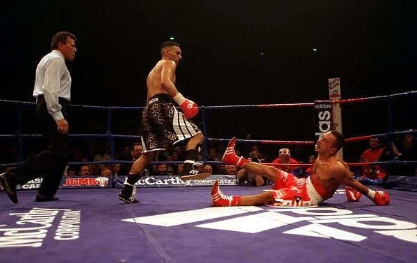 Prince Naseem Hamed v Wilfredo Vasquez April 1998 Prince Naseem Hamed boxer knocks