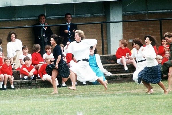 Princess Diana in the mums race at Prince Williams Sports Day. 27th June 1989