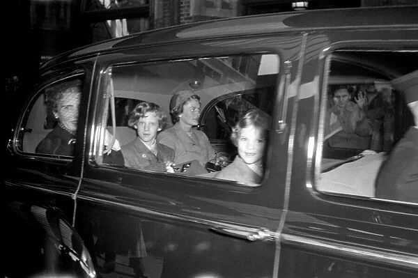 Queen Ingrid and family arrive in London. June 1952 C3126-001