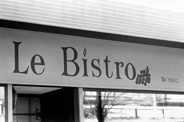 Restaurant Le Bistro, Le Bistro also the Vineyards. January 1975 75-00317-005