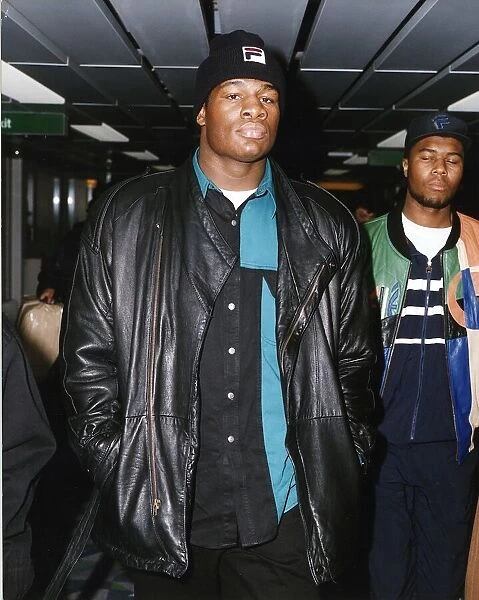 Riddick Bowe Heavywieght Boxer arriving at Heathrow Airport from Rome