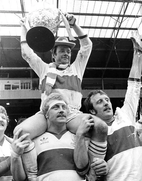 Roger Millward - Hull KR celebrate their victory over Hull FC in the 1980 Wembley Rugby
