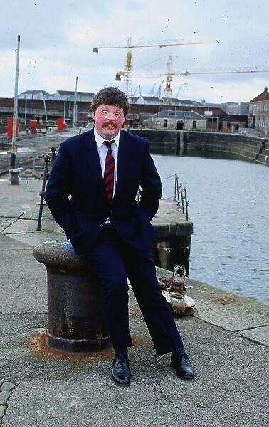 Simon Weston Falklands War casuality seen here at Govan Dock Glasgow April 1989