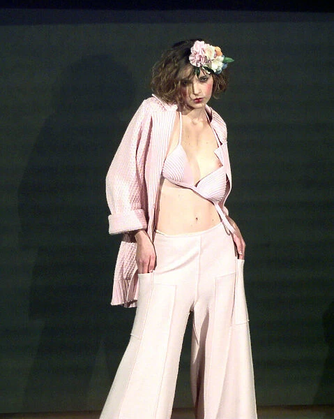 Sonia Rykiel Paris Fashion Week October 1998 Spring  /  Summer 1999 collection A