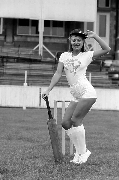 Sport  /  Glamour  /  Cricket  /  Model. Model Susan Shaw as Walt Disney