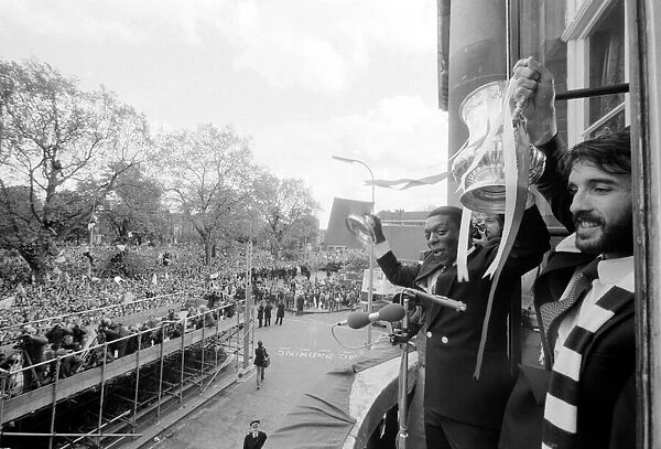 Spurs homecoming after winning the FA Cup. Garth Crooks