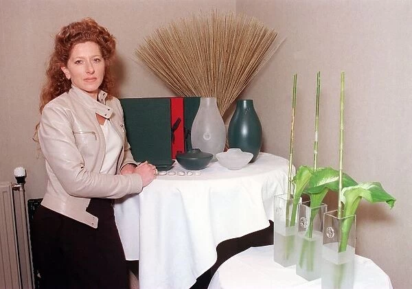 STYLE EXPERT KELLY HOPPEN May 1999 AND A RANGE OF HER PRODUCT SHOTS