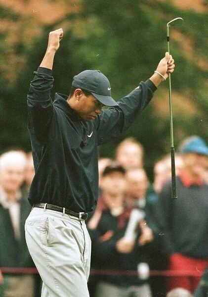 Tiger Woods Wentworth World Matchplay October 1998 after sinking a putt