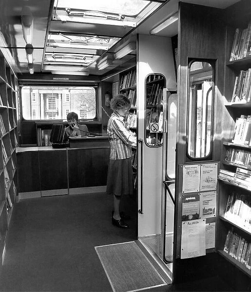 A travelling library in March 1985 gives people in outlying areas a chance to browse