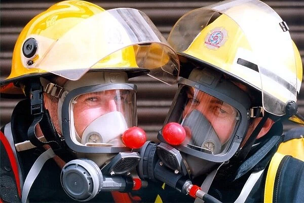 Wannabe record breaking firefighters John Young and Hilton Archer (right