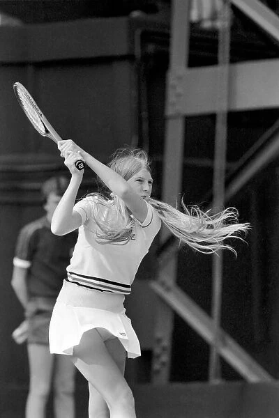 Wimbledon 80, 3rd Day. June 1980 80-3308-023