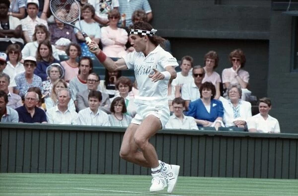 Wimbledon. Pat Cash. June 1988 88-3291-033