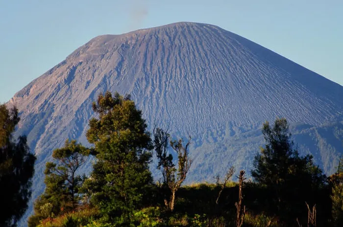 Framed Print : Bromo Volcano Print Framed Print : Bromo Volcano Print