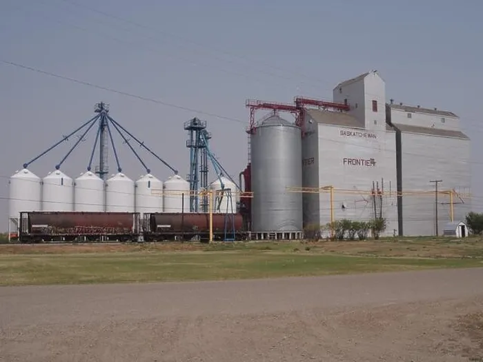 Framed Print : Grain Elevator Print, Palliser Triangle, Saskatchewan Framed Print : Grain Elevator Print, Palliser Triangle, Saskatchewan