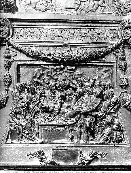 The Burial of Christ in the tomb. Bas-relief by Adrea Brisco, that decorated the candelabrum located to the left of the altar in the Basilica of Sant'Antonio, Padua