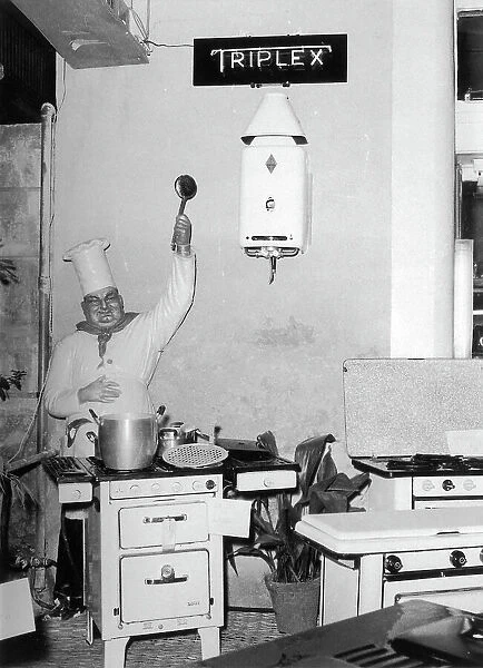 Exposition of kitchens with tools in a shop