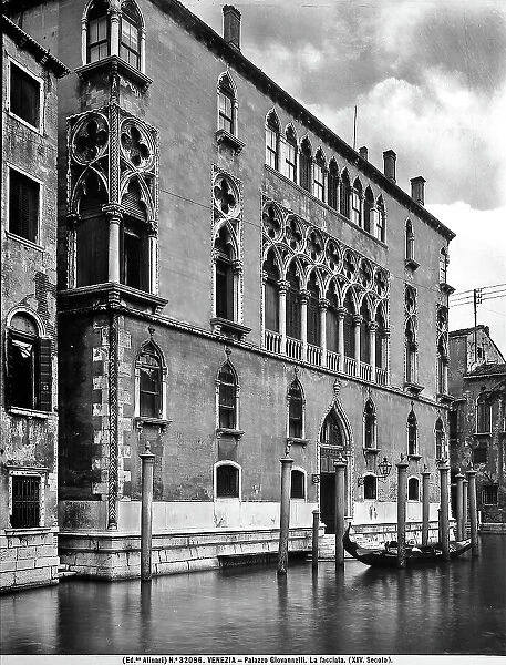 Faade of Palazzo Giovannelli; the building represents a valuable example of Venetian gothic