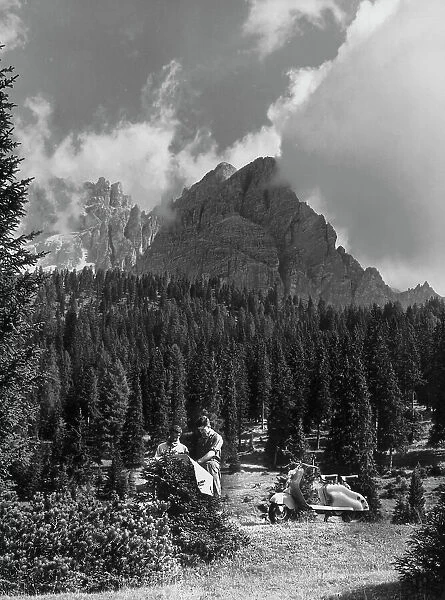 Holidaymakers in Cortina