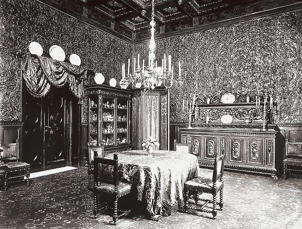 Interior of a Florentine home, the dining room